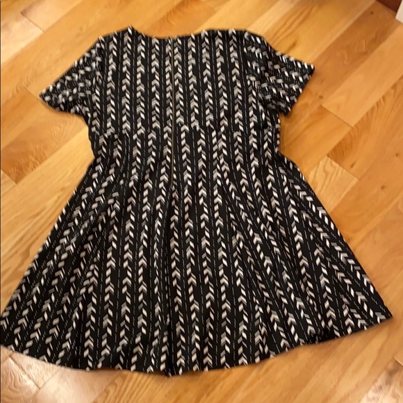 Forever 21+ fit and flare dress - Picture 6 of 8